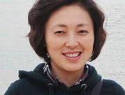 岳乃紅