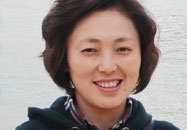 岳乃紅
